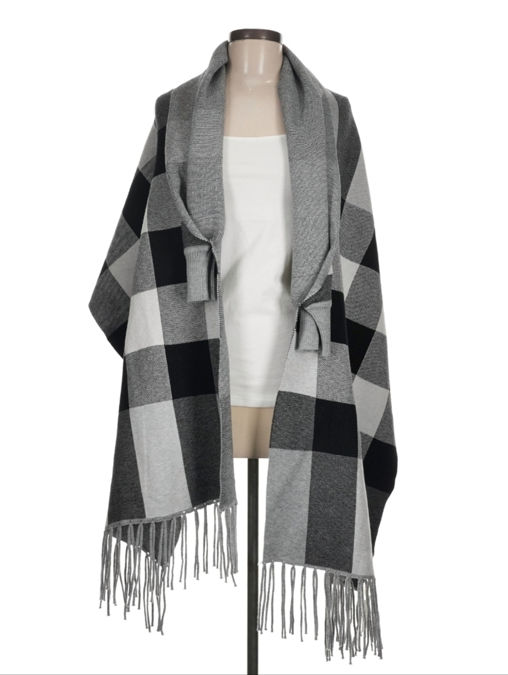 NWT Fadivo Black Grey White Plaid Poncho Scarf - 100% Acrylic Fringed One Size